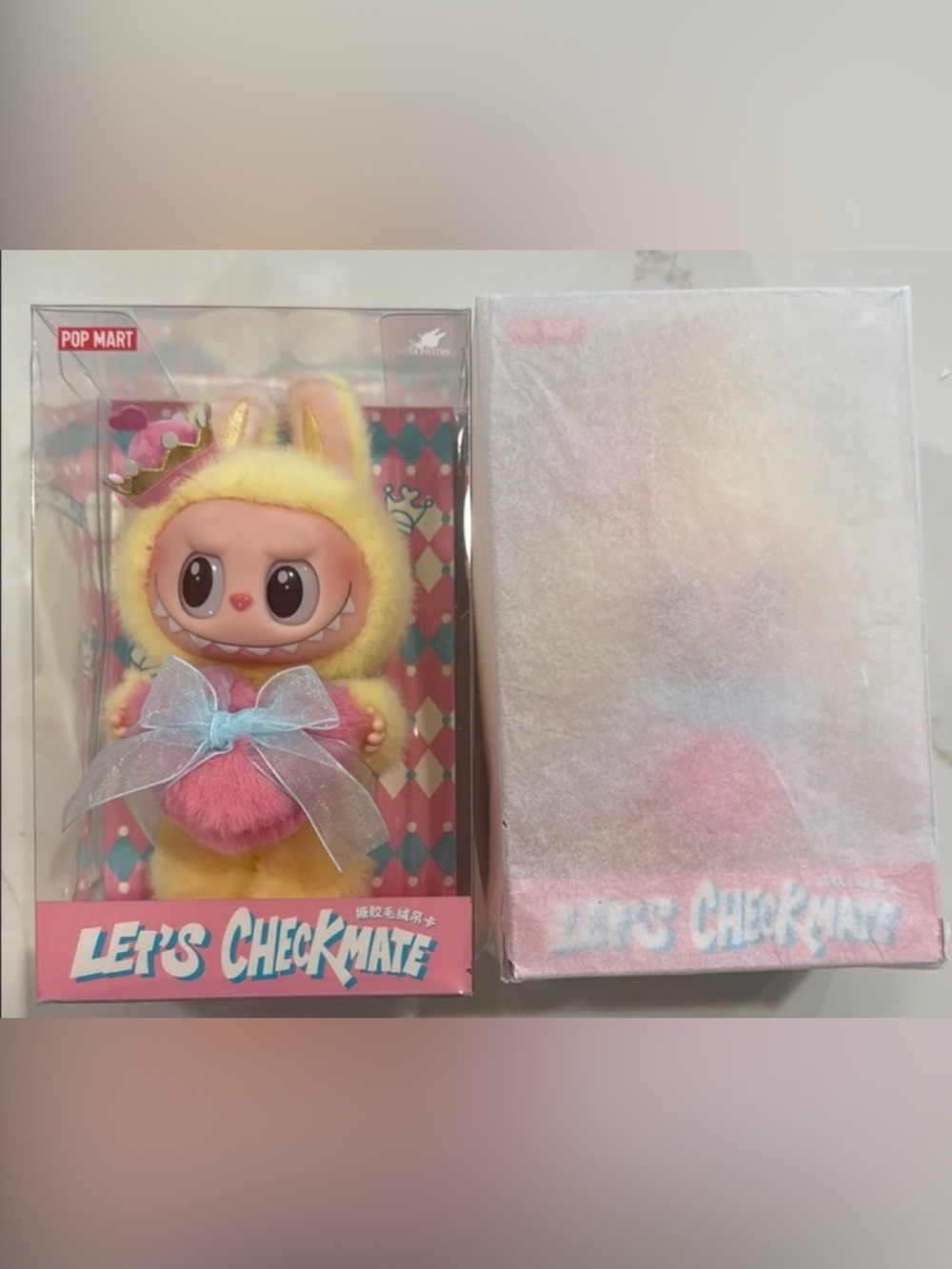 NEW 2 POP MART THE MONSTERS LABUBU LET’S CHECKMATE queen